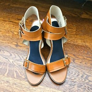 Route 66 Women's Tan Strappy Sandals